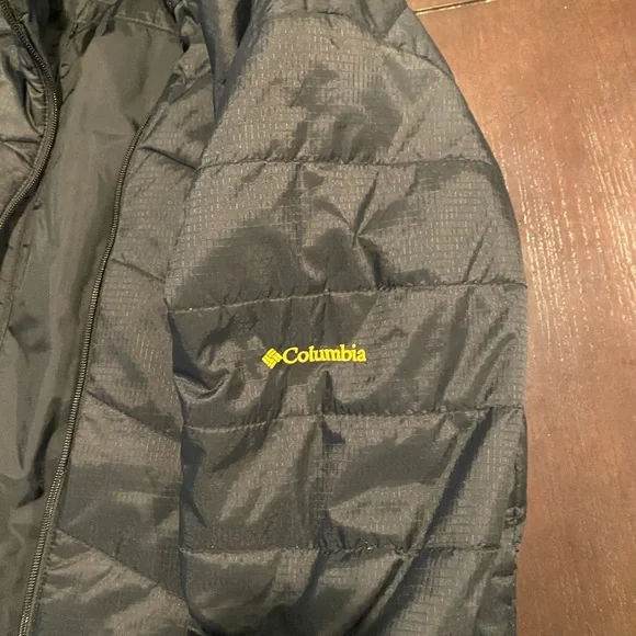 XL women’s Oregon Columbia Jacket - Picture 11 of 12